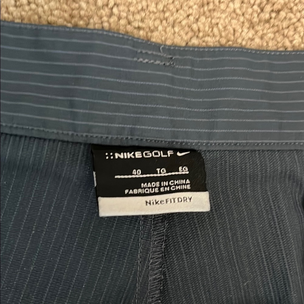 Nike Blue striped golf Shorts size 40 - Picture 2 of 6